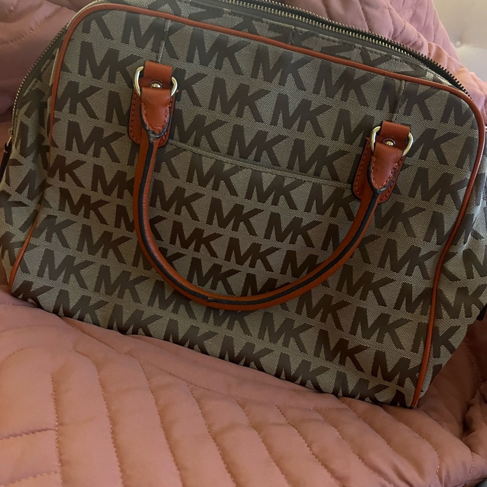 Michael Kors Brown and Tan Handbag - Picture 2 of 3